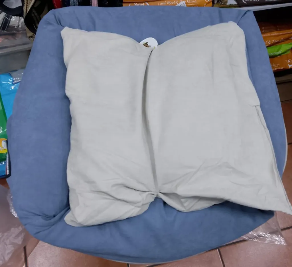 Cama Para Mascota, Doble Color.